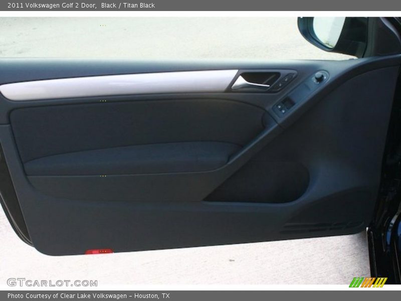 Black / Titan Black 2011 Volkswagen Golf 2 Door