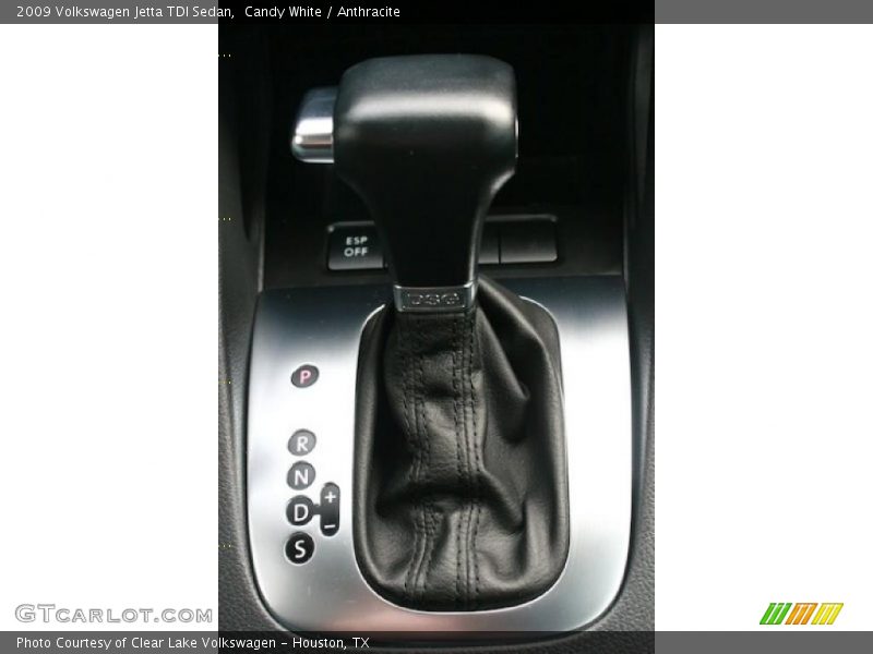  2009 Jetta TDI Sedan 6 Speed DSG Double-Clutch Automatic Shifter