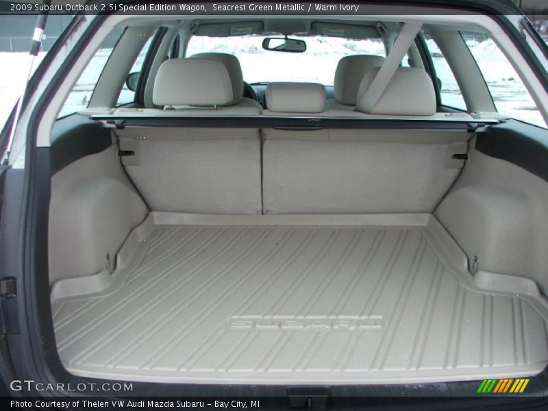 Seacrest Green Metallic / Warm Ivory 2009 Subaru Outback 2.5i Special Edition Wagon