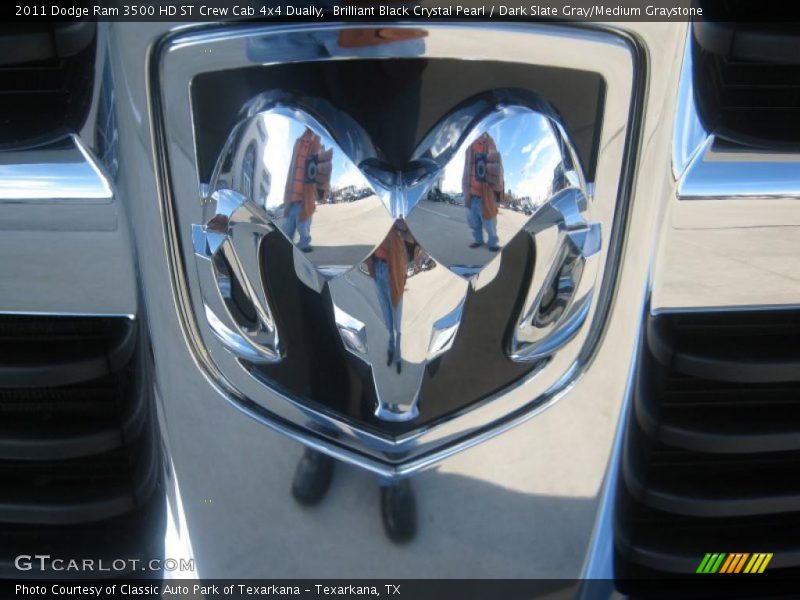 Brilliant Black Crystal Pearl / Dark Slate Gray/Medium Graystone 2011 Dodge Ram 3500 HD ST Crew Cab 4x4 Dually