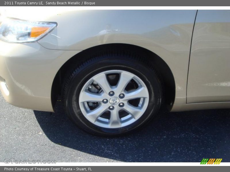 Sandy Beach Metallic / Bisque 2011 Toyota Camry LE