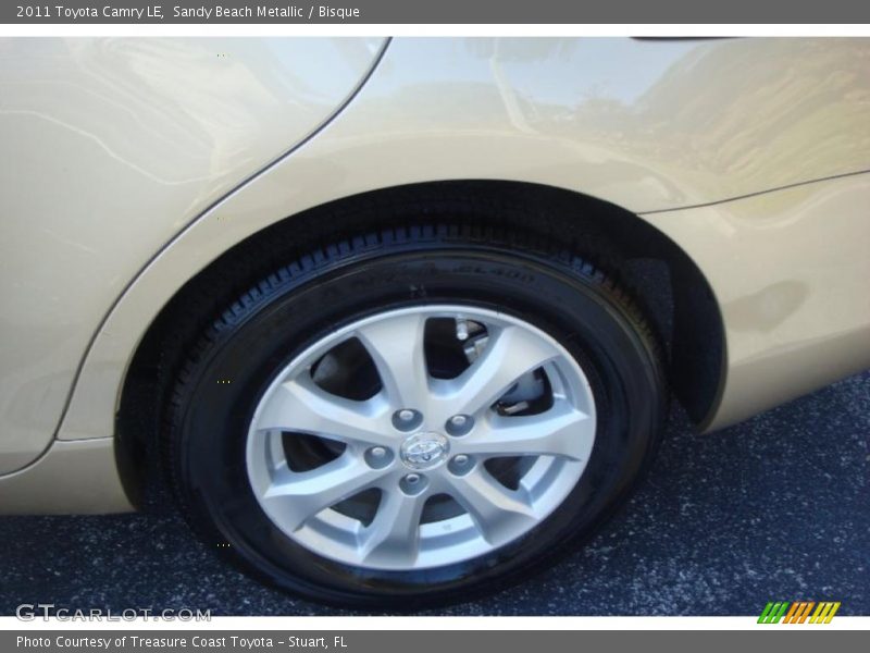 Sandy Beach Metallic / Bisque 2011 Toyota Camry LE