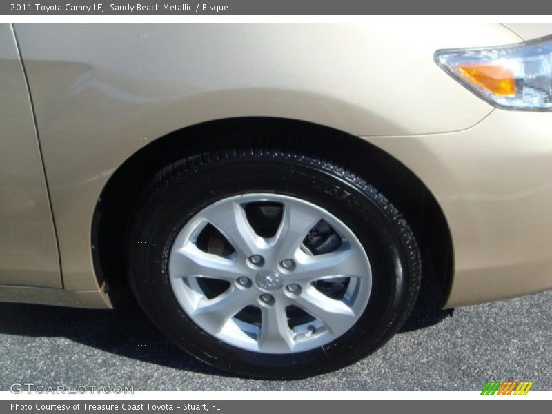 Sandy Beach Metallic / Bisque 2011 Toyota Camry LE