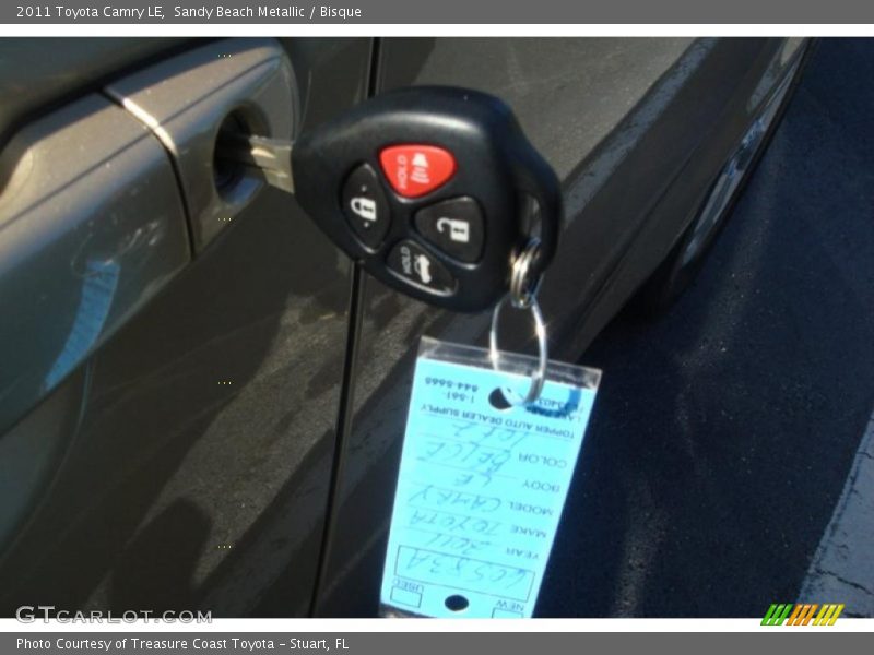 Sandy Beach Metallic / Bisque 2011 Toyota Camry LE