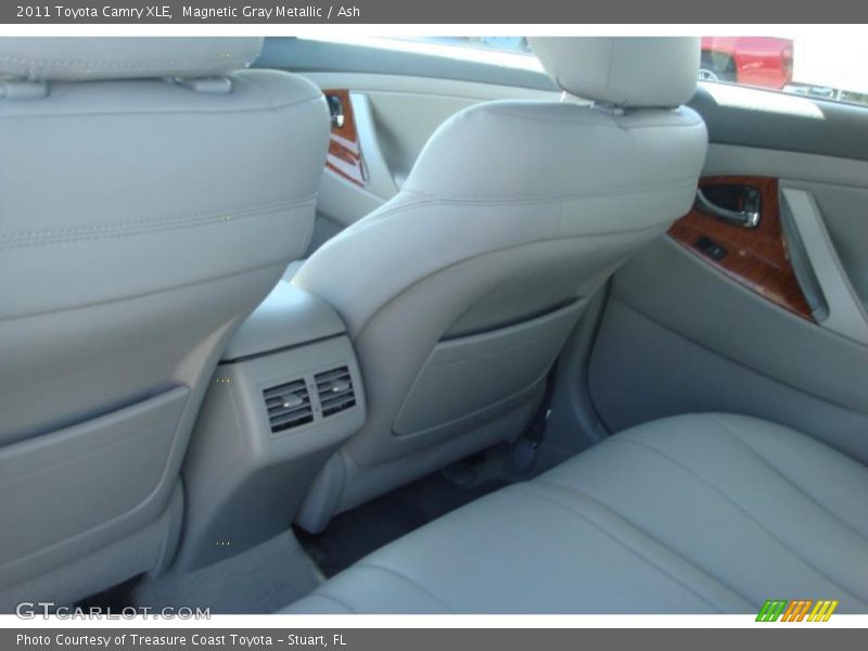 Magnetic Gray Metallic / Ash 2011 Toyota Camry XLE