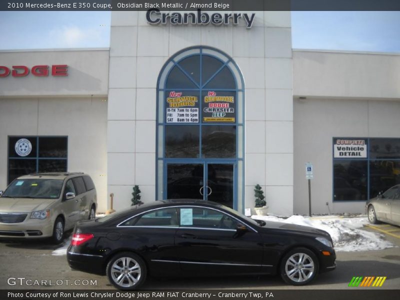 Obsidian Black Metallic / Almond Beige 2010 Mercedes-Benz E 350 Coupe
