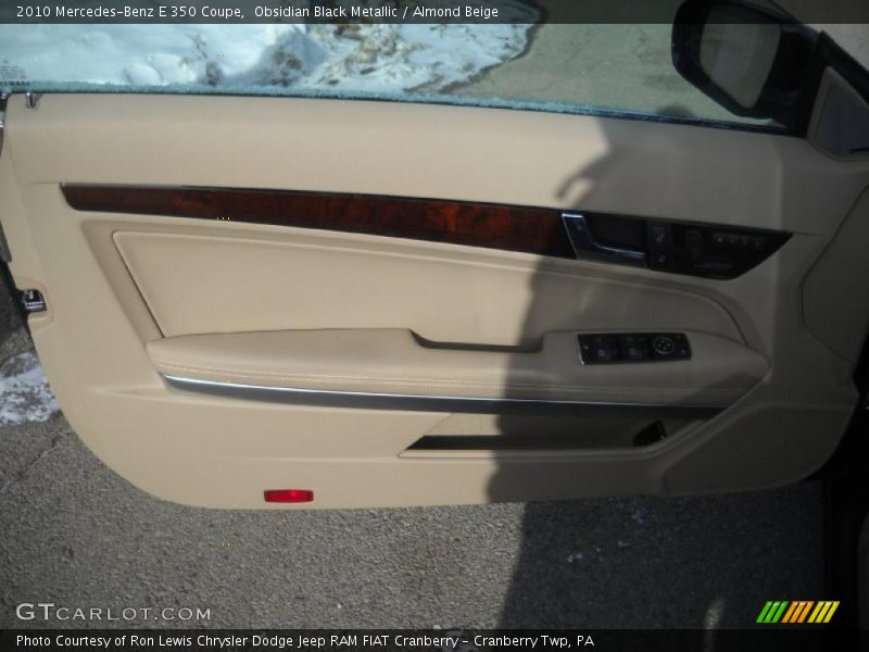 Obsidian Black Metallic / Almond Beige 2010 Mercedes-Benz E 350 Coupe