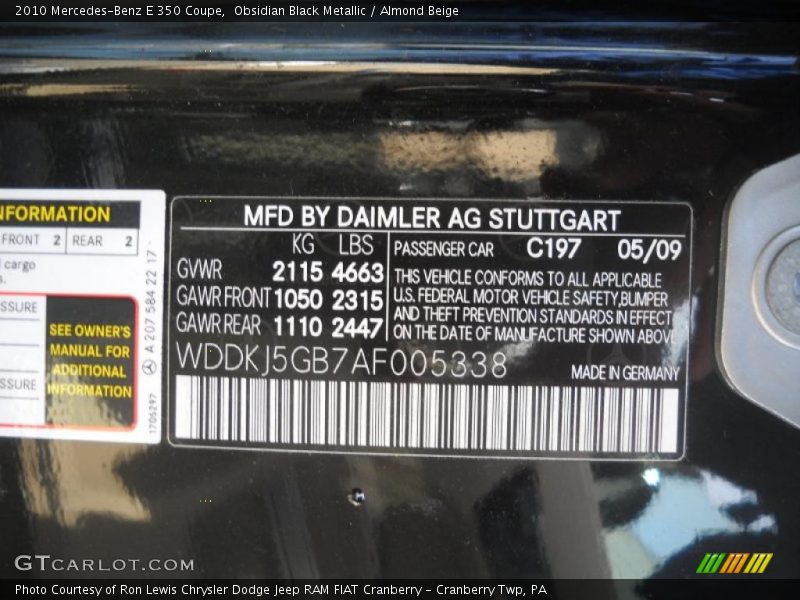 Obsidian Black Metallic / Almond Beige 2010 Mercedes-Benz E 350 Coupe