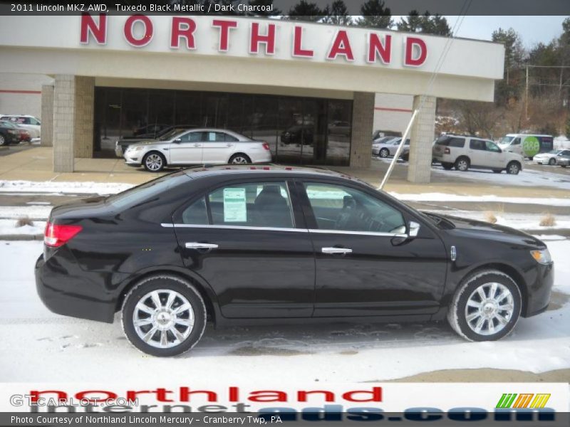 Tuxedo Black Metallic / Dark Charcoal 2011 Lincoln MKZ AWD