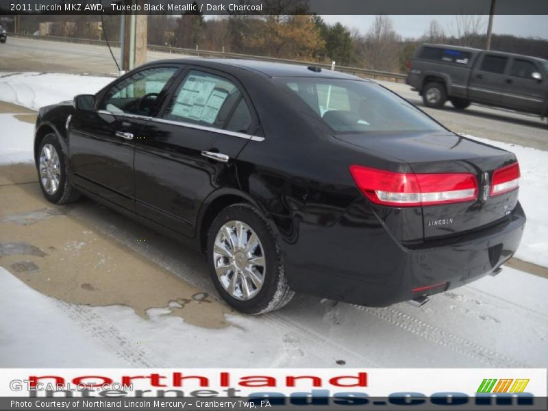 Tuxedo Black Metallic / Dark Charcoal 2011 Lincoln MKZ AWD