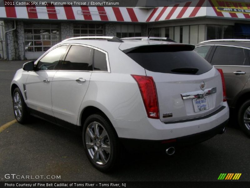 Platinum Ice Tricoat / Ebony/Titanium 2011 Cadillac SRX FWD