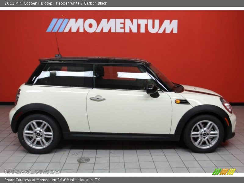 Pepper White / Carbon Black 2011 Mini Cooper Hardtop