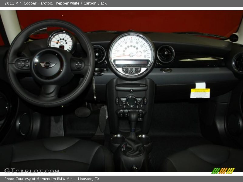 Pepper White / Carbon Black 2011 Mini Cooper Hardtop