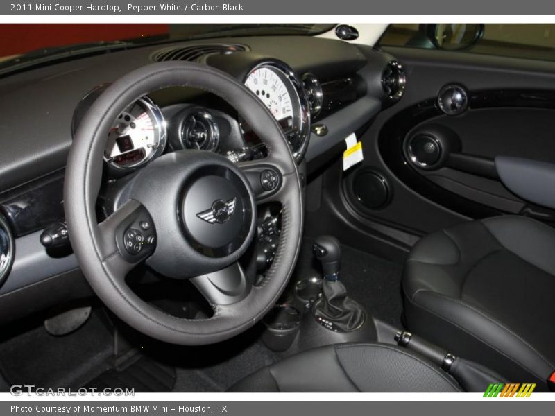 Pepper White / Carbon Black 2011 Mini Cooper Hardtop