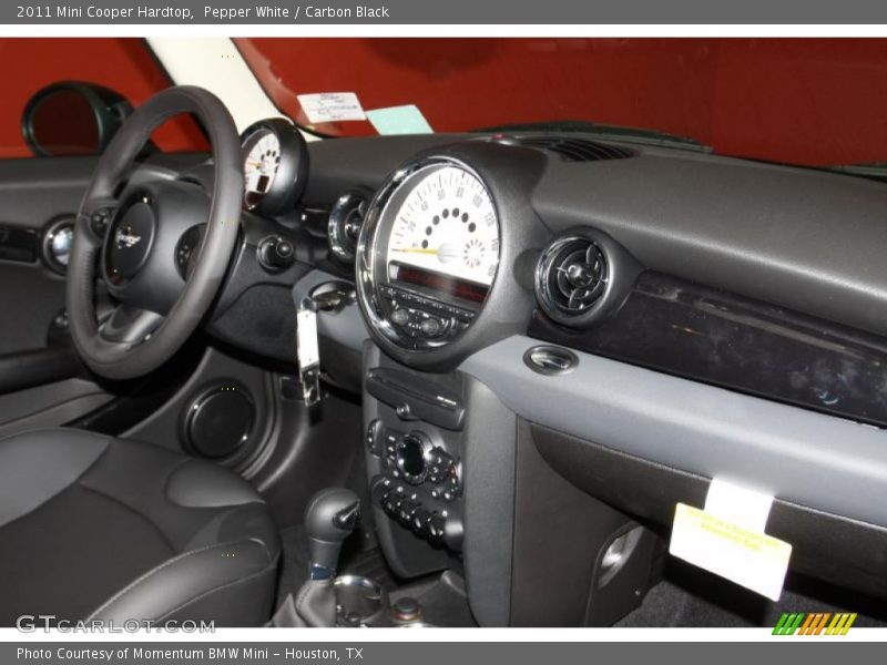 Pepper White / Carbon Black 2011 Mini Cooper Hardtop