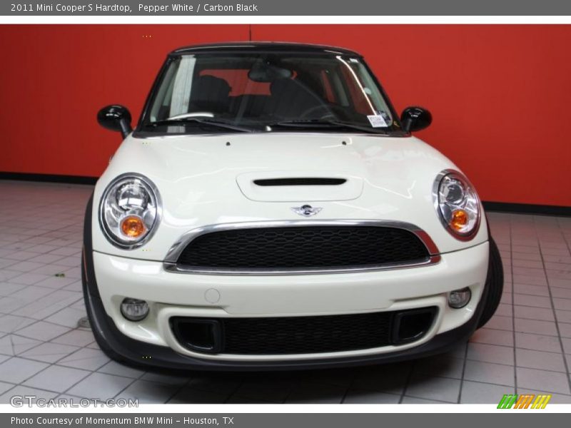 Pepper White / Carbon Black 2011 Mini Cooper S Hardtop