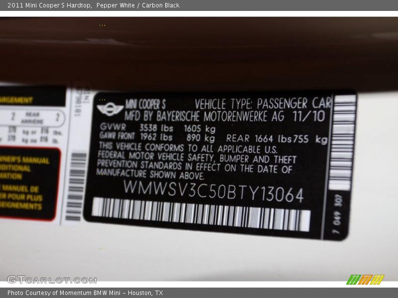 Pepper White / Carbon Black 2011 Mini Cooper S Hardtop