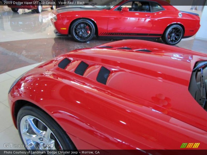 Viper Red / Black 2009 Dodge Viper SRT-10 Coupe