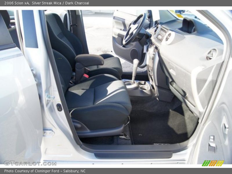 Silver Streak Mica / Dark Charcoal 2006 Scion xA
