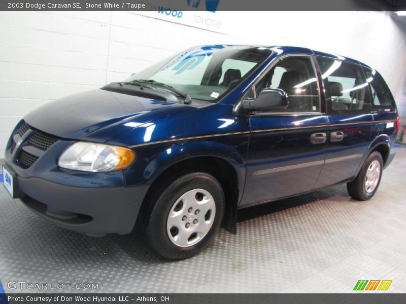 Stone White / Taupe 2003 Dodge Caravan SE