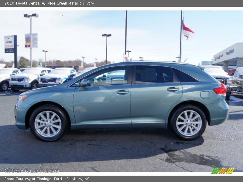 Aloe Green Metallic / Ivory 2010 Toyota Venza I4