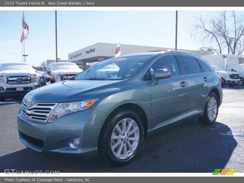 Aloe Green Metallic / Ivory 2010 Toyota Venza I4