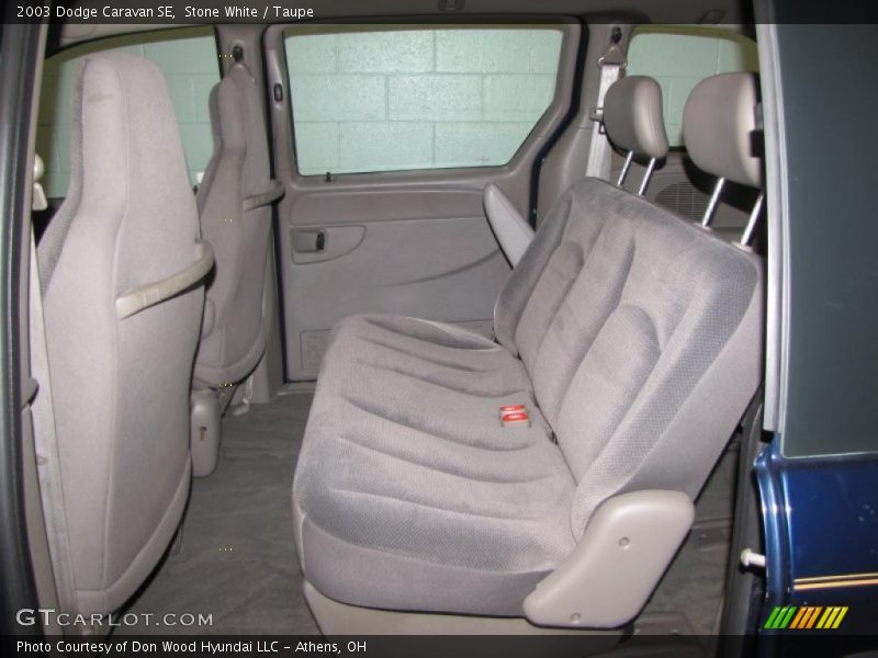 Stone White / Taupe 2003 Dodge Caravan SE