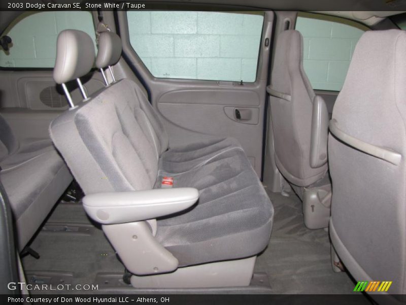 Stone White / Taupe 2003 Dodge Caravan SE