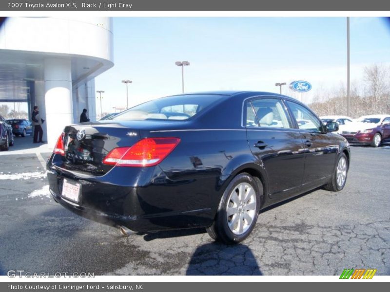 Black / Light Gray 2007 Toyota Avalon XLS