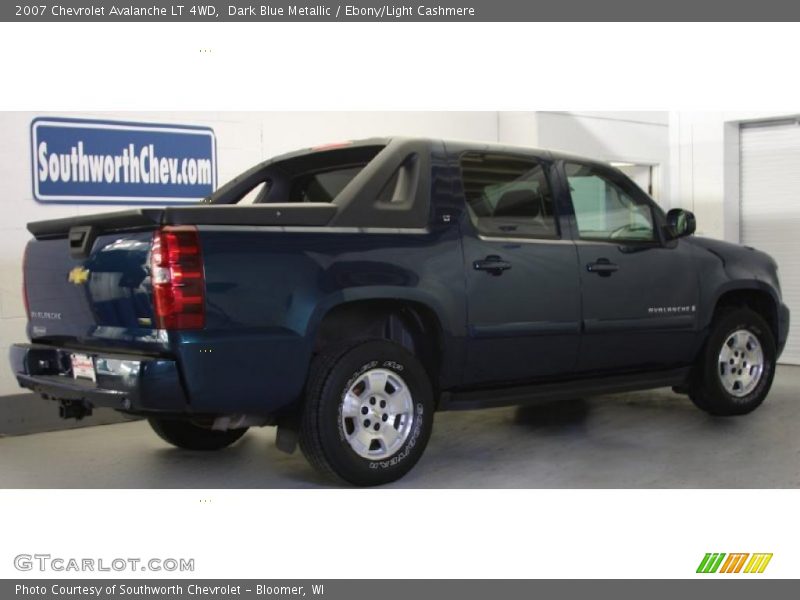 Dark Blue Metallic / Ebony/Light Cashmere 2007 Chevrolet Avalanche LT 4WD