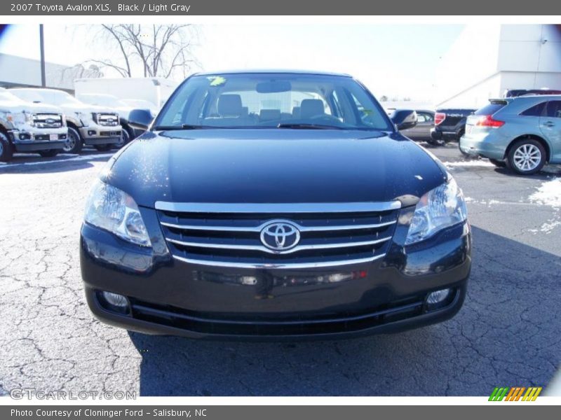 Black / Light Gray 2007 Toyota Avalon XLS