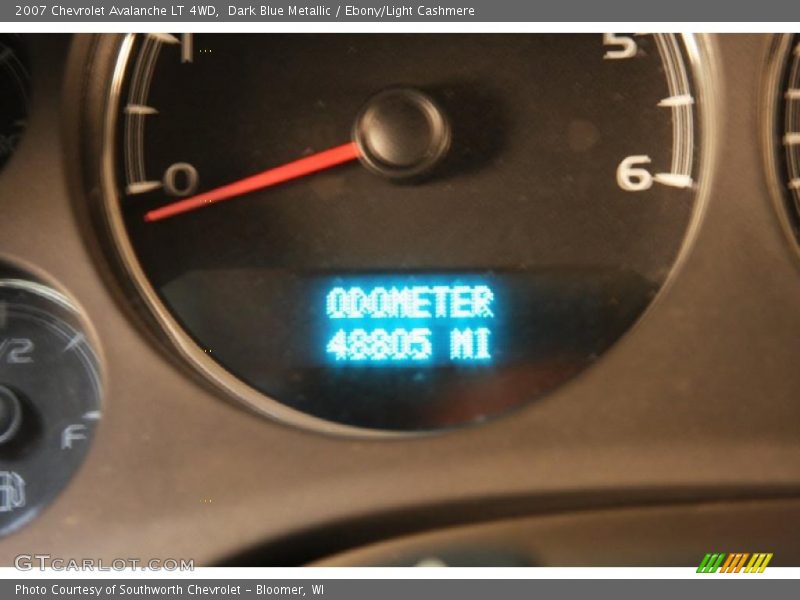 Dark Blue Metallic / Ebony/Light Cashmere 2007 Chevrolet Avalanche LT 4WD