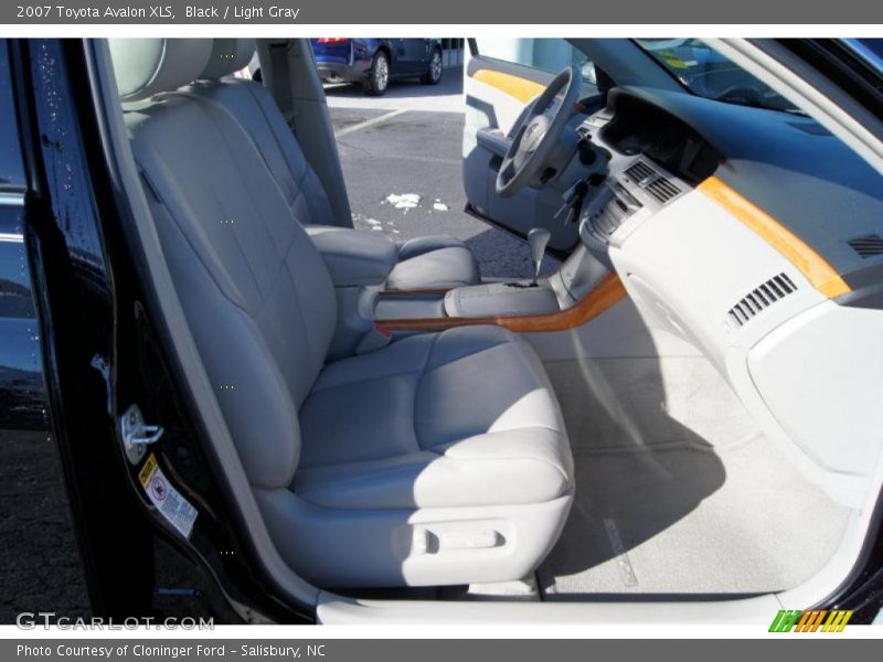 Black / Light Gray 2007 Toyota Avalon XLS