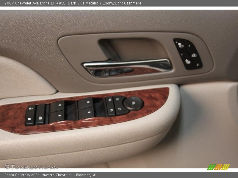 Dark Blue Metallic / Ebony/Light Cashmere 2007 Chevrolet Avalanche LT 4WD