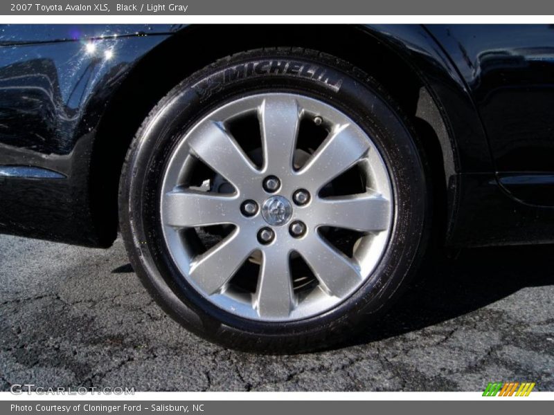 Black / Light Gray 2007 Toyota Avalon XLS