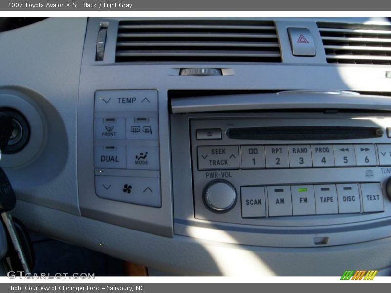Black / Light Gray 2007 Toyota Avalon XLS