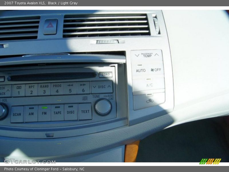 Black / Light Gray 2007 Toyota Avalon XLS