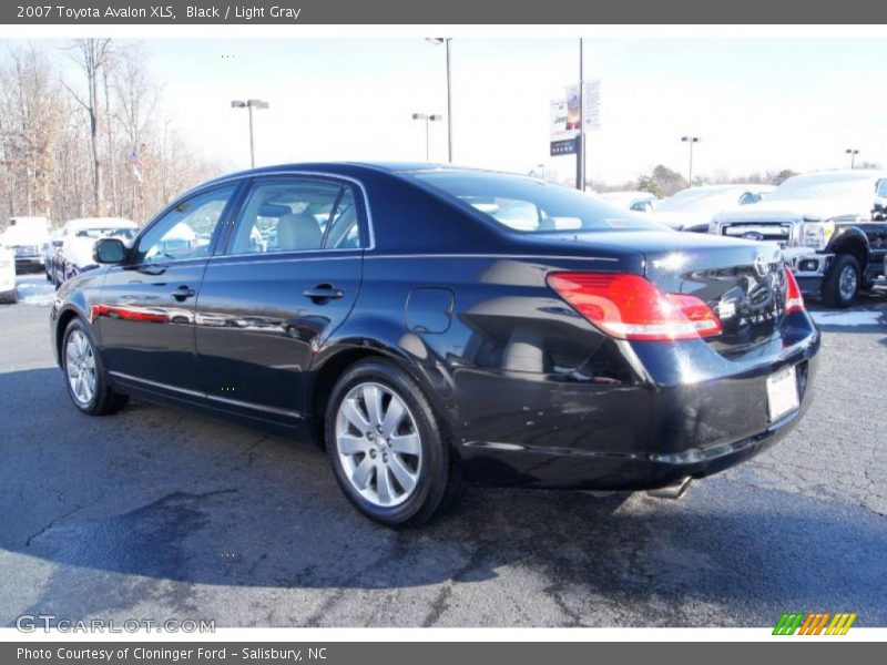 Black / Light Gray 2007 Toyota Avalon XLS