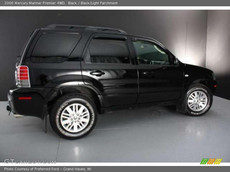 Black / Black/Light Parchment 2006 Mercury Mariner Premier 4WD