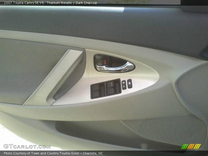 Titanium Metallic / Dark Charcoal 2007 Toyota Camry SE V6