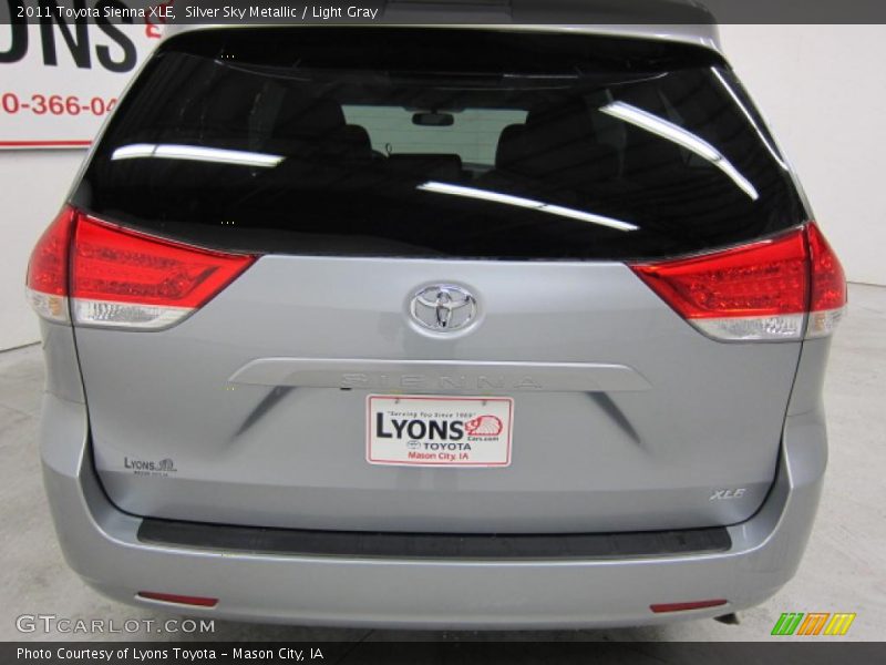 Silver Sky Metallic / Light Gray 2011 Toyota Sienna XLE