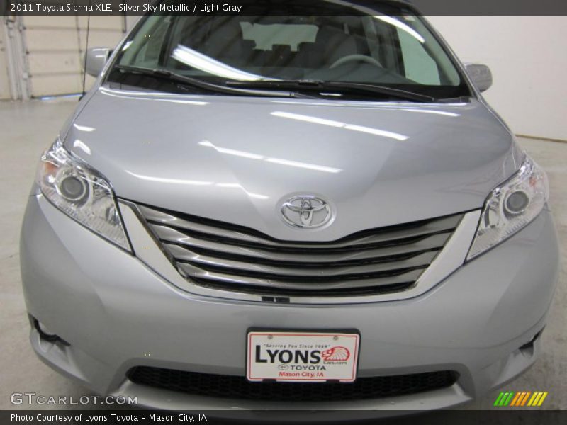 Silver Sky Metallic / Light Gray 2011 Toyota Sienna XLE