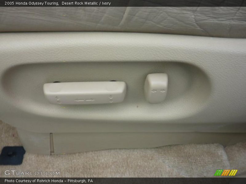 Desert Rock Metallic / Ivory 2005 Honda Odyssey Touring