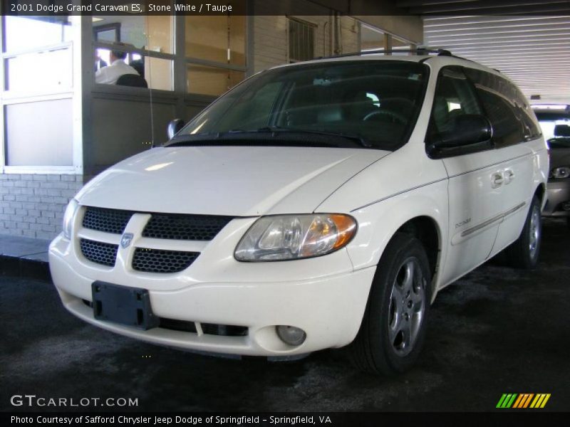 Stone White / Taupe 2001 Dodge Grand Caravan ES