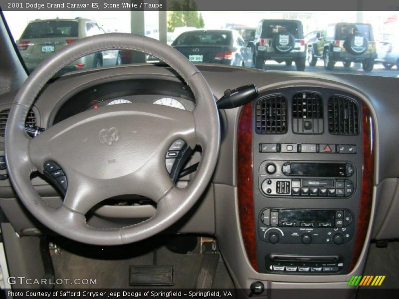 Stone White / Taupe 2001 Dodge Grand Caravan ES