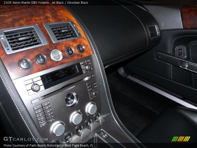 Controls of 2006 DB9 Volante