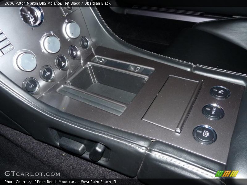 Controls of 2006 DB9 Volante