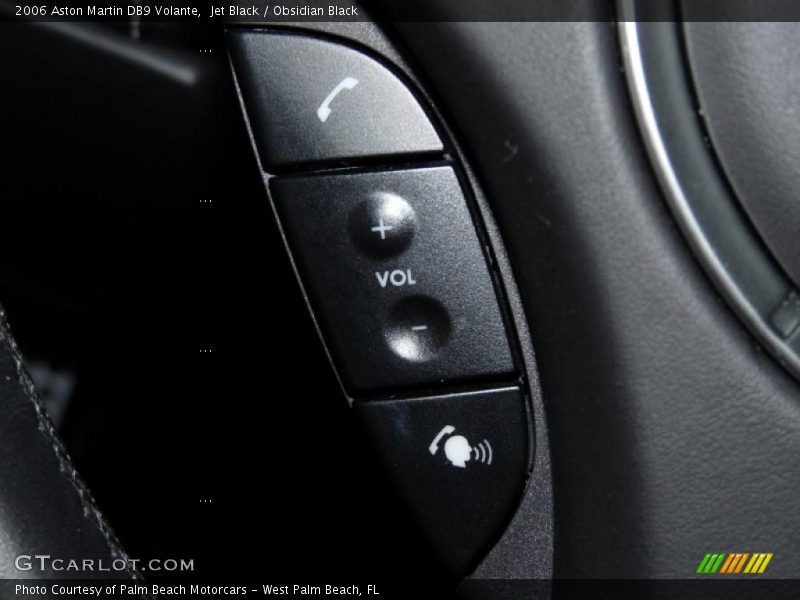 Controls of 2006 DB9 Volante
