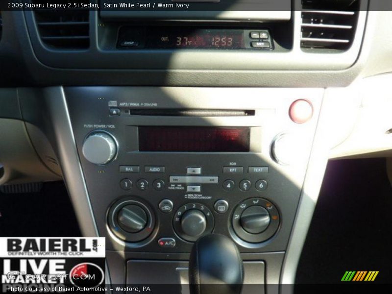 Satin White Pearl / Warm Ivory 2009 Subaru Legacy 2.5i Sedan
