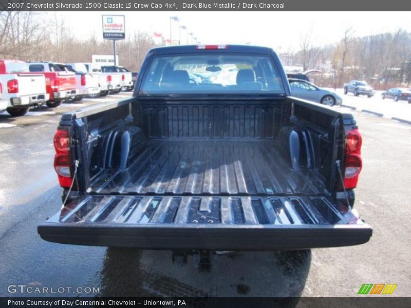 Dark Blue Metallic / Dark Charcoal 2007 Chevrolet Silverado 1500 Classic LS Crew Cab 4x4